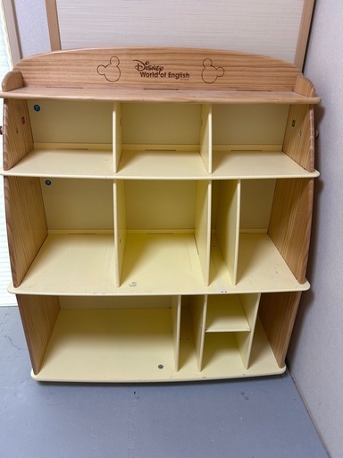 ディズニー英語の収納棚 (みかん) 田原本の収納家具の中古あげます