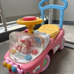 キティちゃん手押し車ビジーカーの画像