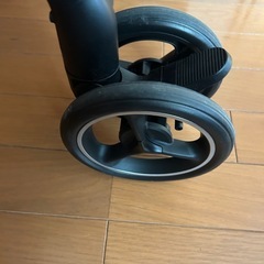 ラクーナクッションフリー 2025年モデル 両対面ベビーカー黒の画像