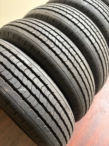 新車外し❗️205/75/16LT 113/111L夏ダンロップ