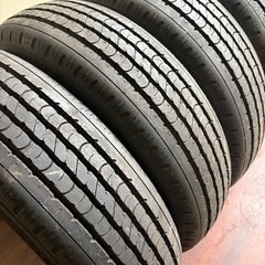 新車外し❗️205/75/16LT 113/111L夏ダンロップの画像