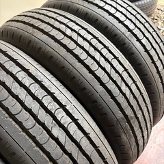 新車外し❗️205/75/16LT 113/111L夏ダンロップの画像