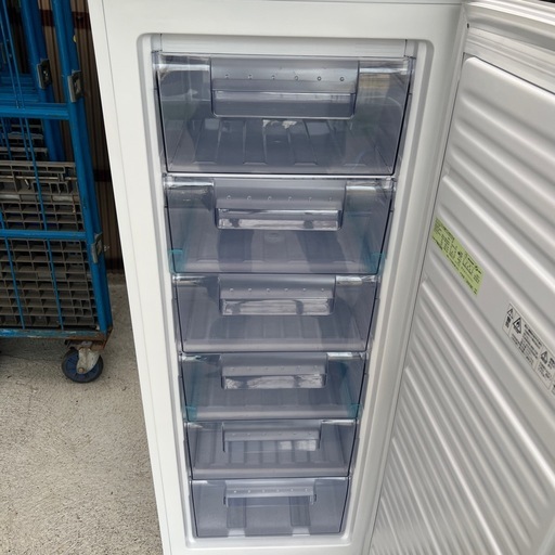 SHARP 家庭用冷凍庫　2020年