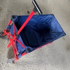 荷物移動　カートの画像