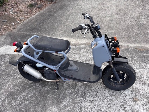 実動　ホンダ　ズーマー　社外マフラー　ZOOMER　通勤通学　ウーバー　前輪新品