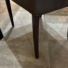 レザー調チェアの画像