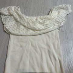 SNIDEL オフショル フリル トップス ホワイトの画像