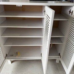 ニトリ シューズボックス WING ホワイト 靴箱 収納家具 W900 D350 H940 予備部品付属 棚板10枚 中古品 ③の画像