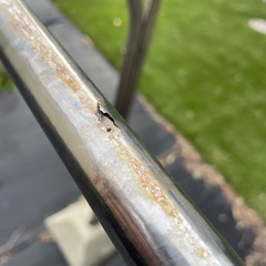 物干し竿と台のセットの画像