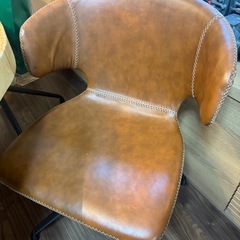 ダイニングチェア4脚　使用3年　北欧風
の画像