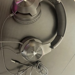 【決まりました✨️】【2月中】ゲーミングデスク     ゲーミングヘッドセット   チェア 3点セットの画像