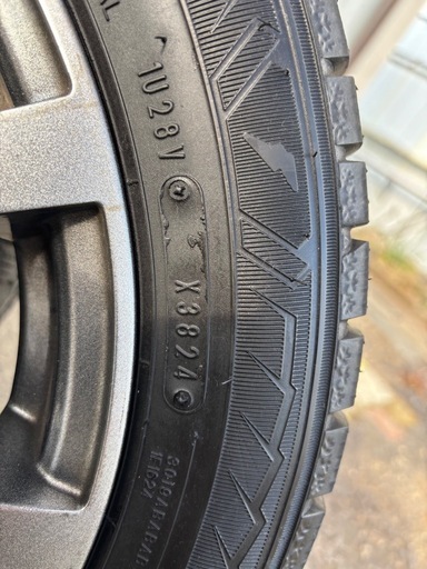 値下げ交渉あり！来年に備えて今がお得！軽トラ、軽バンinch upに！ 24年GOODYEAR ICENAVI8 155 65 14 走行距離、装着期間わずか　アルミはExceeder