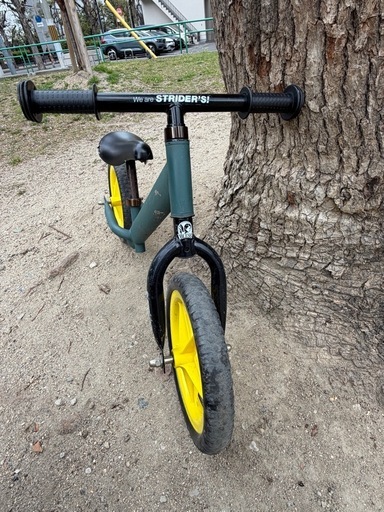 STRIDER ストライダー キッズバイク バランスバイク 黄色ホイール 軽量