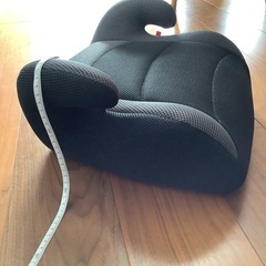 【美品 ジュニアシートブースター】チャイルドシート　カー用品　セイフティ用品の画像