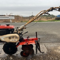 シバウラ 管理機 3.4馬力　畝立て 正転逆転 溝掘り 土揚げ　中耕　除草　跳ね上げ　耕運機　ネギ　ー輪　ハウス　　家庭菜園の画像