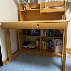 【美品】木製 学習机セット（本棚・ライト付き）ナチュラルカラー
の画像