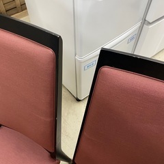 📣中古家具は朝霞市の当店へ‼️karimou　カリモク　2脚　椅子　赤茶　ワインレッド　幅45×奥45×高97cm　朝霞市　リサイクルショップ　ケイラック朝霞田島店　志木市　和光市　GM546の画像