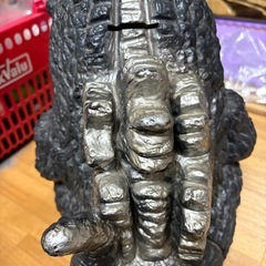 ゴジラの貯金箱の画像