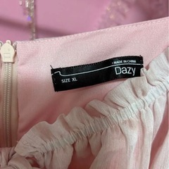 ワンピース ピンク パフスリーブ スクエアネックの画像