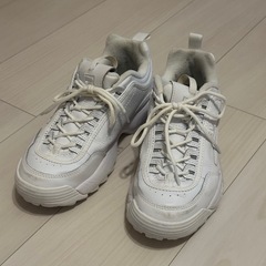 【お譲り決定】 FILA レザースニーカー24cm の画像