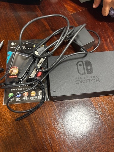 本体、ジョイコンなし　Switch