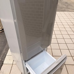 冷蔵庫2ドア2018年の画像