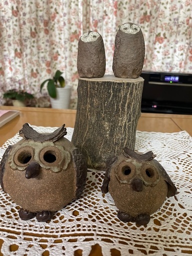 陶器製のフクロウの置物 (さち) 八木原のインテリア雑貨/小物《置物