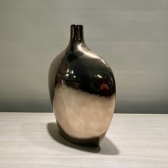 存在感のある花瓶の画像