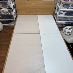 ニトリセミダブルベッドの画像