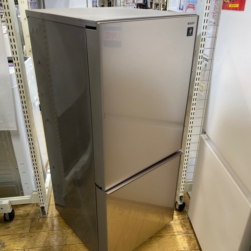 ?メタリックベージュ?SHARP 137L冷蔵庫 2018年製 SJ-GD14D ガラストップ プラズマクラスター どっちも付け替えド