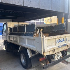 三菱キャンター　3トンダンプの画像