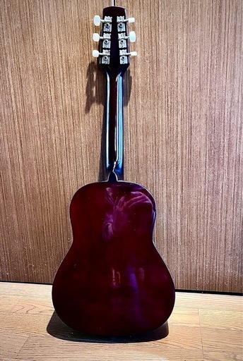Sepia crueのミニギター