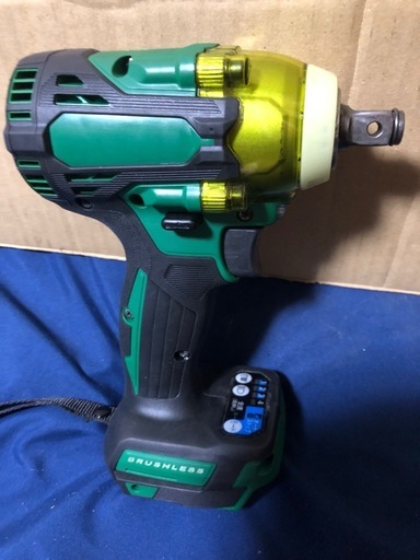 マキタ18vインパクトレンチTW300D中古美品オリジナルハウジング本体のみ