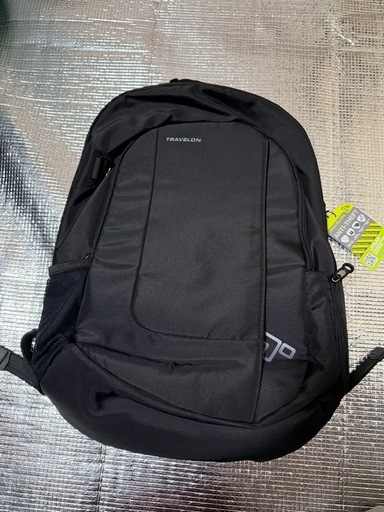 新品  TRAVELON  セーフティリュック 盗難防止