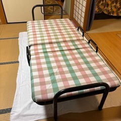 折り畳みシングルベッド（引き渡しは平日夜か土日のみ）の画像