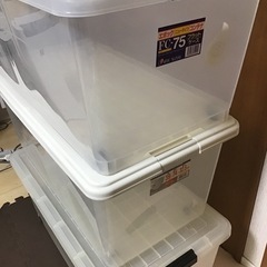 収納ケース3個の画像