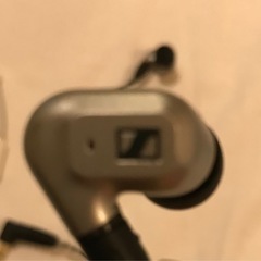 ゼンハイザーカナル型イヤホンの画像