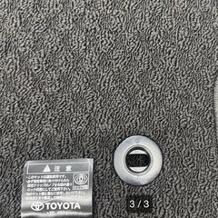 純正　カローラクロス　フロアマット ブラック　未使用　新車外し の画像