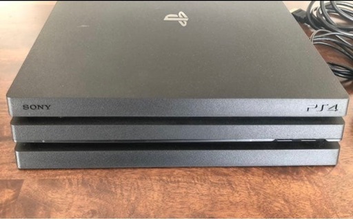 【受け渡し予定あり】プレイステーション4プロ　　1TB