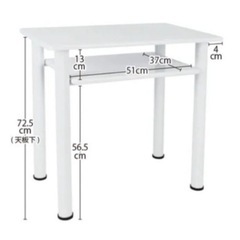 作業テーブルの画像