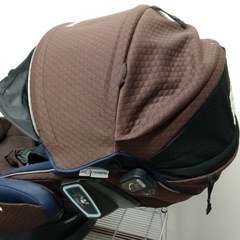 アップリカ　チャイルドシート　フラディア グロウ ISOFIX 360°セーフティー プレミアム　チョコレートブラウン(BR)の画像