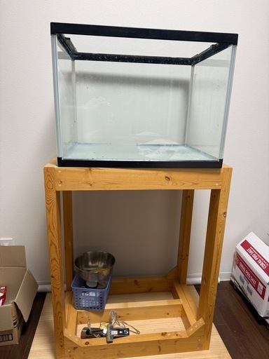 ☆引き取り限定☆60センチ水槽(600×450×450)水槽台付き (Mirtuesept