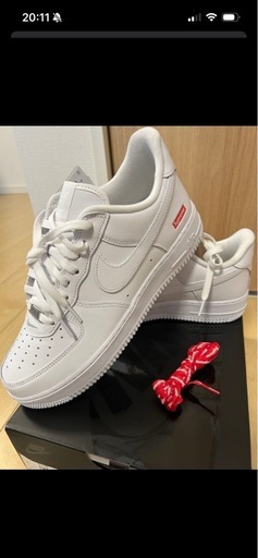 supreme NIKE スニーカー