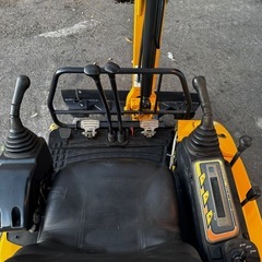 CATミニショベル1.7tクラスバケット付きの画像