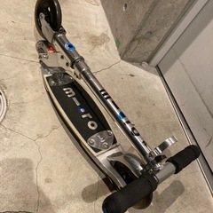 キックボード　m-cro flexの画像