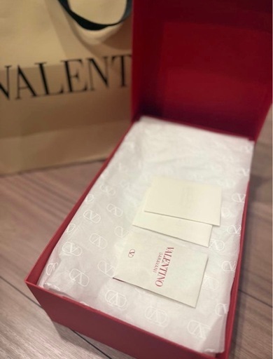 VALENTINO スリングバックパンプス ブラック/レッド