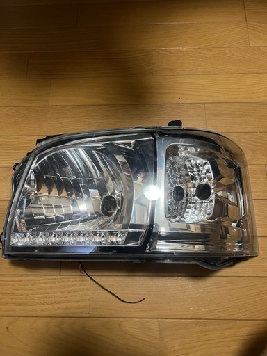 ハイエース2型ヘッドライト
 楽天市場】【お得クーポン+P2倍】ヘッドライト トヨタ HIACE 