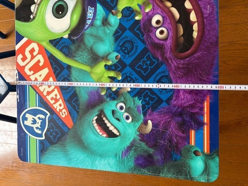 モンスターズ・インクの机と椅子セット (あず) 東松江のキッズ用品