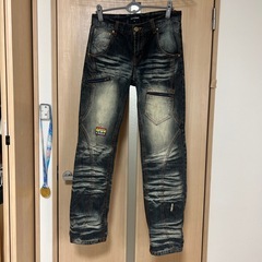 ビンテージ風ジーンズの画像