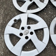 トヨタ　プリウス30 前期　ホイールキャップ 4個セット の画像